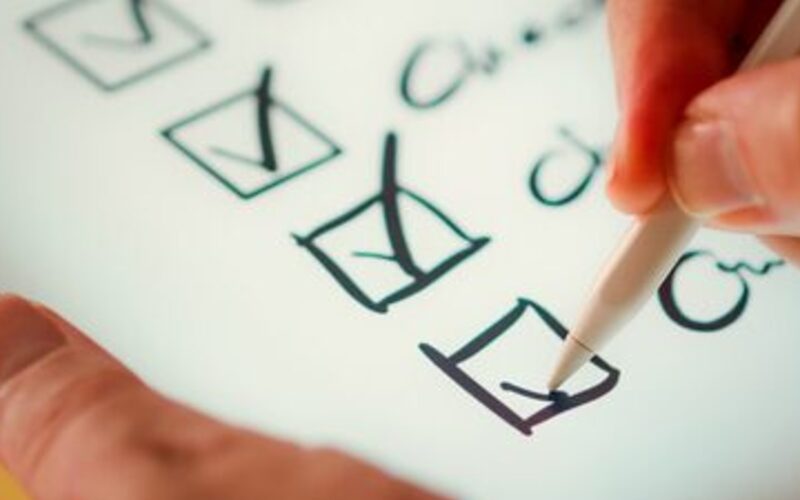 A simple pre-send invoice checklist